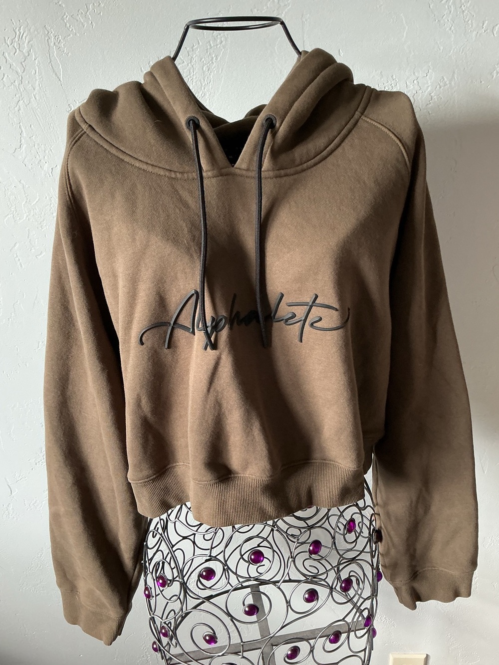 Alphalete Brown Cropped Sweatshirt Hoodie
